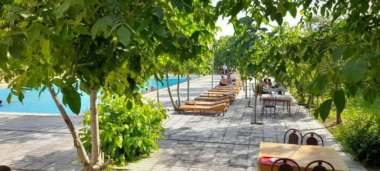 Green Apple Guest House タシュケント エクステリア 写真